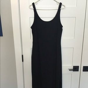 GAP black tank top maxi dress with ballet scoop back size Large